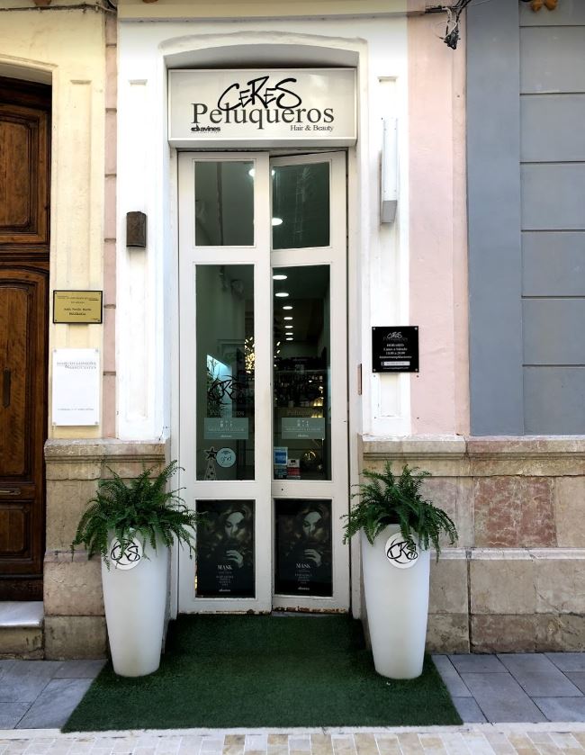 Peluquería Ceres Peluqueros en el centro de Málaga en Calle Echegaray
